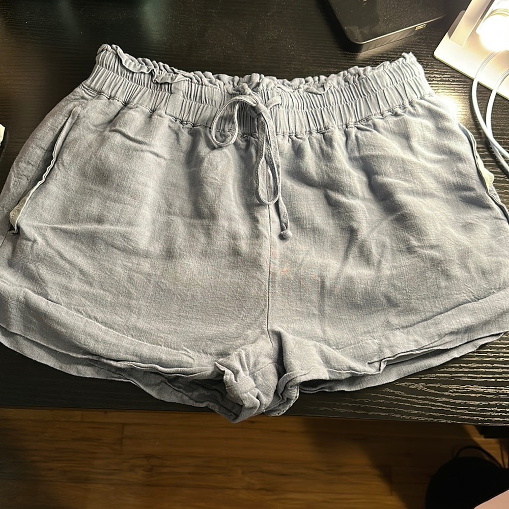 American Threads Shorts